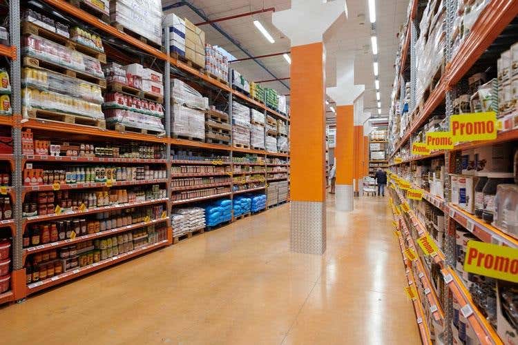 (Sogegross cash&carry a Carasco 
si rinnova e diventa GrosMarket)