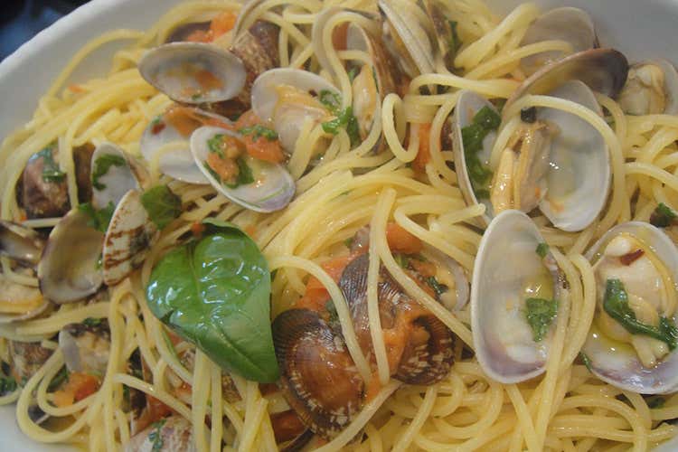 (Le Stagioni a Orio 
vola alto da 50 anni)