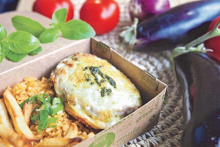 (Street food, nel ristorante su ruote 
forni combinati in un metro quadro)