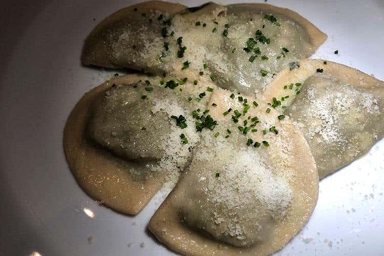 (Suinsom all'Hotel Tyrol 
Un nuovo angolo gourmet in Val Gardena)