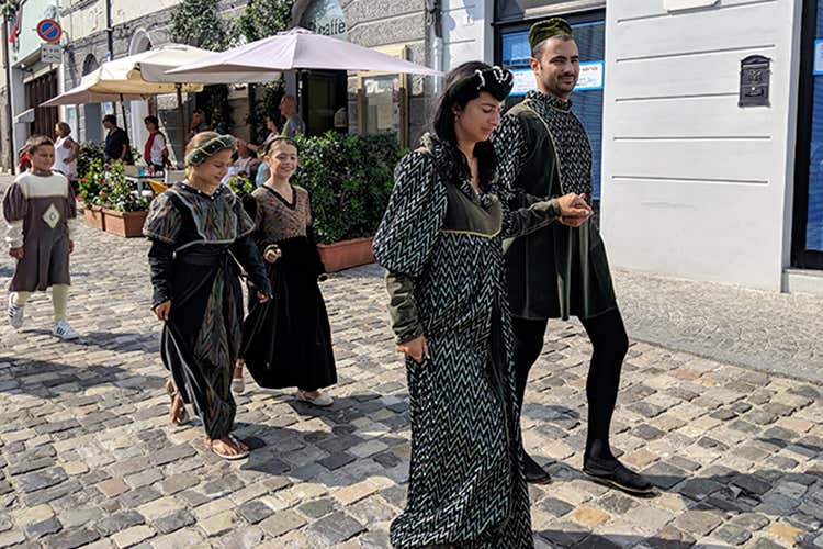 93ª Festa dell'ospitalità di Bertinoro: il corteo