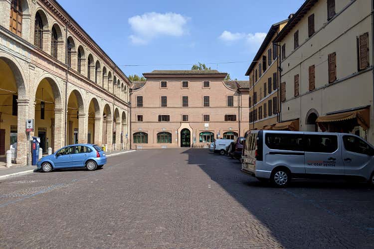 Il Palazzo del Principe: nel sottotetto è nato Felice Orsini