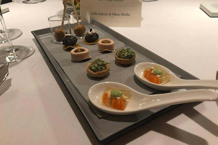 Aperitivo con finger food della 