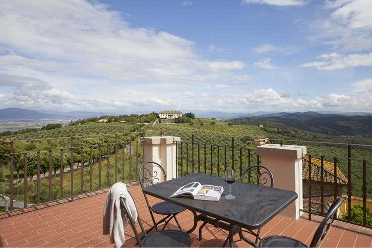 (Tenuta di Artimino 
Nasce la “Caccia al tartufo”)