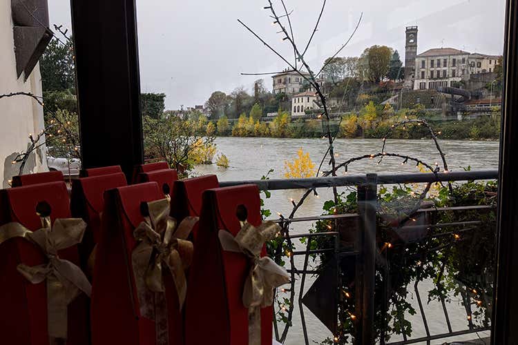 La vista sull'Adda (Terrazza Manzotti, 4 generazioni 
di buona cucina con vista sull'Adda)