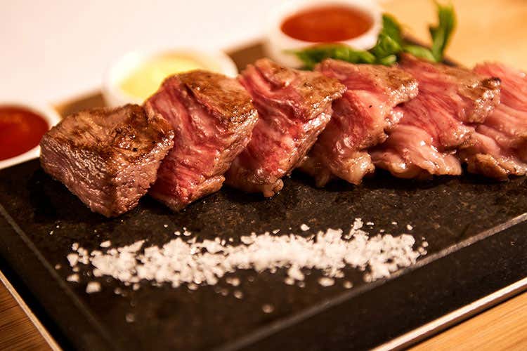 (The Meat Market non teme la crisi 
e raddoppia a Roma in via Ravenna)