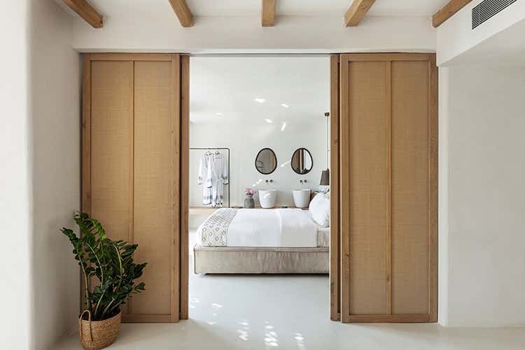 (The Wild Hotel 
Il lato “selvaggio” di Mykonos)