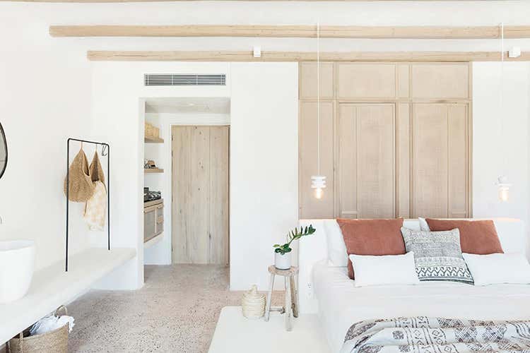 (The Wild Hotel 
Il lato “selvaggio” di Mykonos)