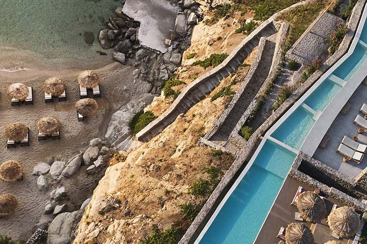 (The Wild Hotel 
Il lato “selvaggio” di Mykonos)