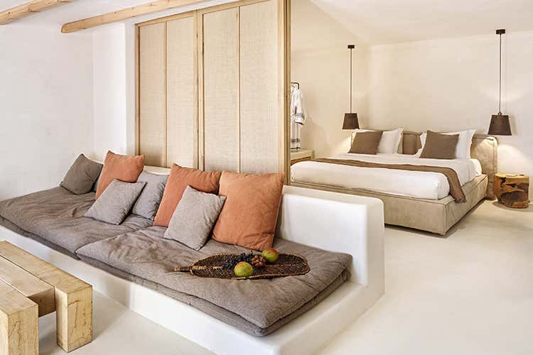 (The Wild Hotel 
Il lato “selvaggio” di Mykonos)