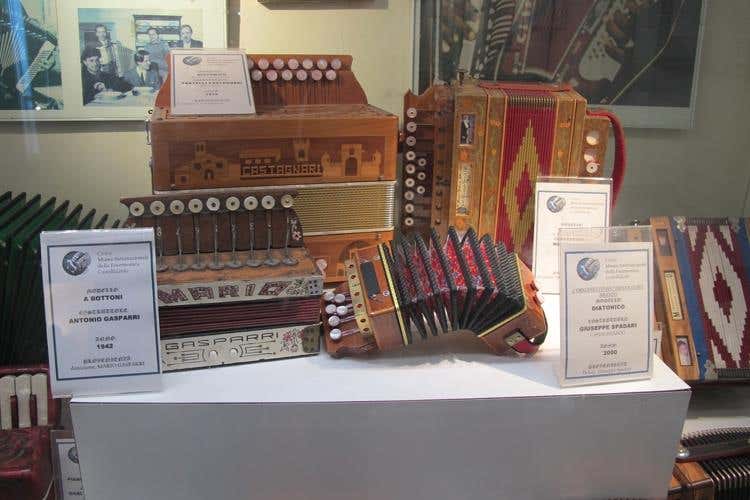 Museo della fisarmonica - Tipicità, efficace strumento di marketing per saperi e sapori delle Marche