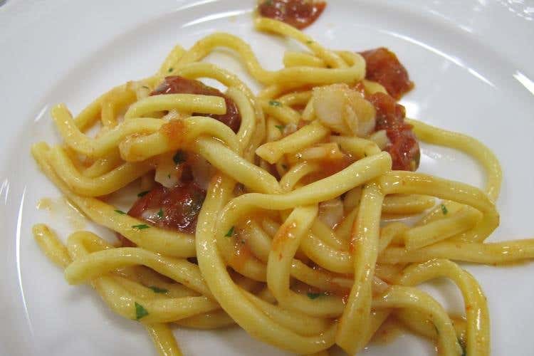 Pasta con lo stoccafisso alla calabrese - Tipicità, efficace strumento di marketing per saperi e sapori delle Marche
