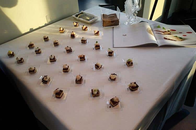 Roof party al Seeport Hotel (Tipicità in Blu, alla 5ª edizione 
si parla di mare, si parla di economia)