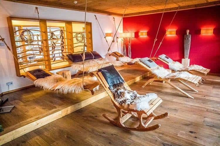 (Tirler, ospitalità a contatto con la natura 
e una cucina attenta, variegata e sana)