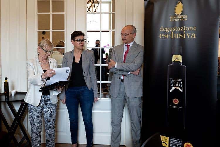 Piera Genta, Serena Mela e Giorgio Lazzaretti (Torino capitale del gusto 
con l'Olio Riviera Ligure Dop)