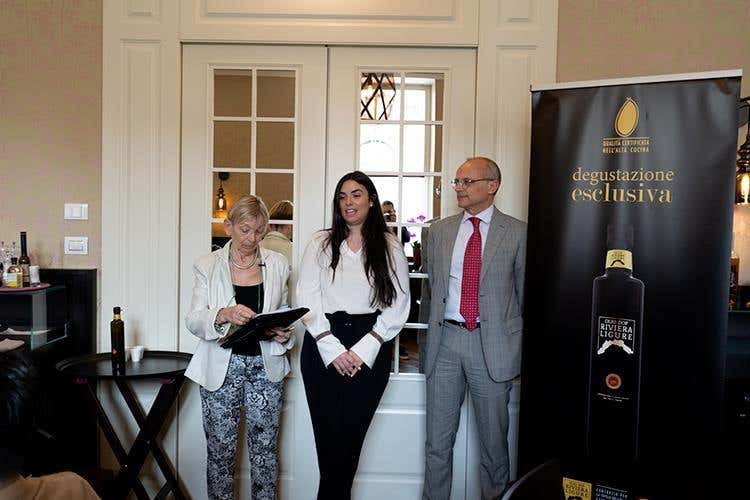 Piera Genta, Alice Sommariva e Giorgio Lazzaretti (Torino capitale del gusto 
con l'Olio Riviera Ligure Dop)