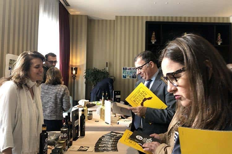 (Torino capitale del gusto 
con l'Olio Riviera Ligure Dop)