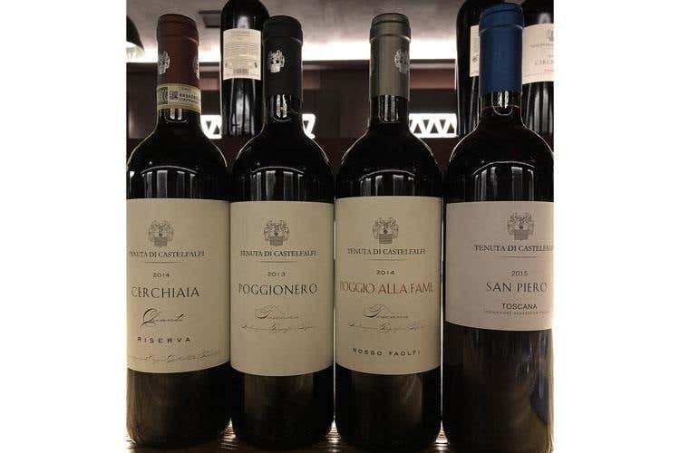 (Torna a splendere il Resort Castelfalfi 
Stile italiano per un'accoglienza completa)