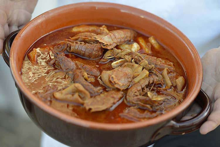 (Torna il BrodettoFest a Fano 
3 giorni di assaggi in sicurezza)