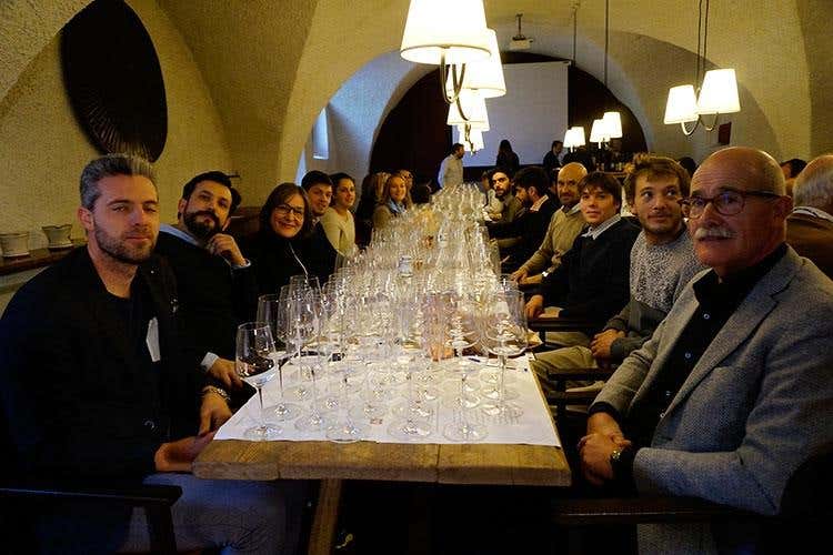 (Trent'anni di Vignaioli Trentini 
Singole realtà e un £$fil rouge$£, il territorio)