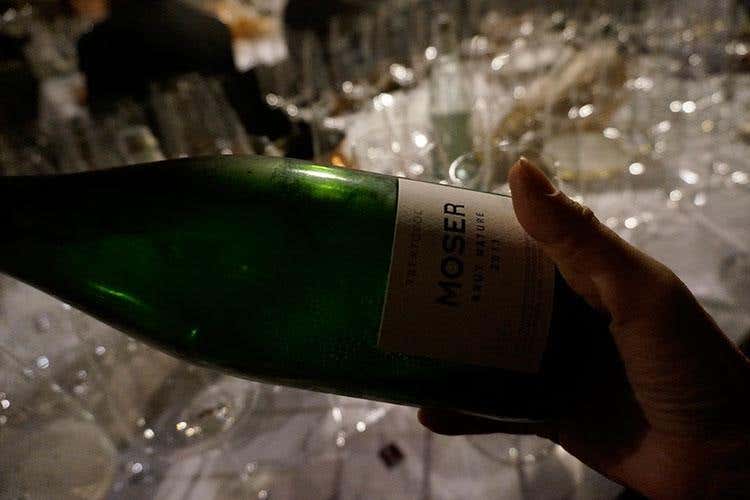 (Trent'anni di Vignaioli Trentini 
Singole realtà e un £$fil rouge$£, il territorio)