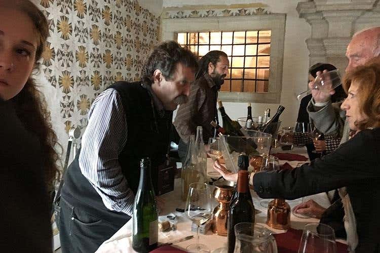 (Trent'anni di Vignaioli Trentini 
Singole realtà e un £$fil rouge$£, il territorio)