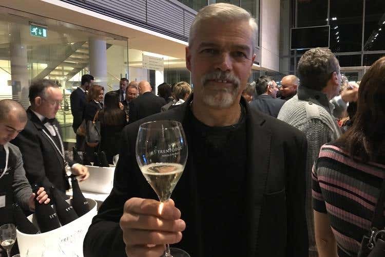 (Trento Doc, Bollicine sulla città 
Inaugurazione spumeggiante)