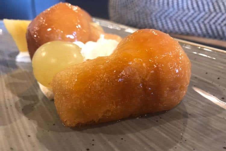 (Troncone premiato a #pizzaUnesco 
«Pizza fritta e al forno si aiutano»)