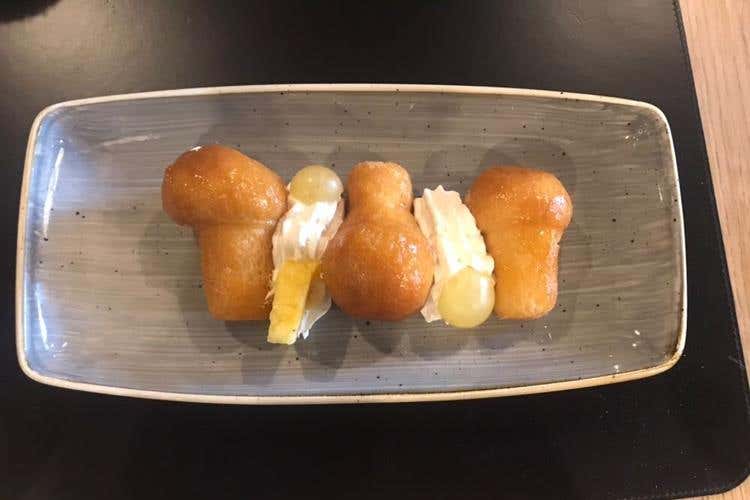 (Troncone premiato a #pizzaUnesco 
«Pizza fritta e al forno si aiutano»)