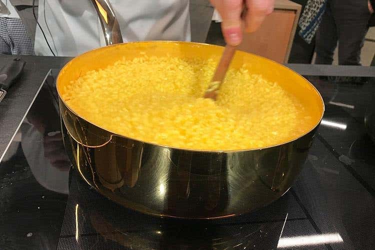 Tutte le sfumature dell’oro Da Spazio Fabbrica attrezzature premium