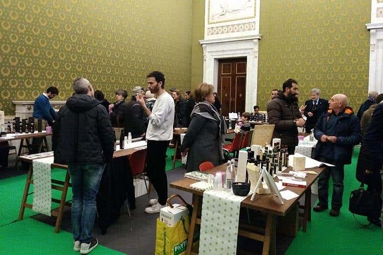 «Tutto buono, ma ti prego, cambia olio» Extralucca, fare rete per fare cultura