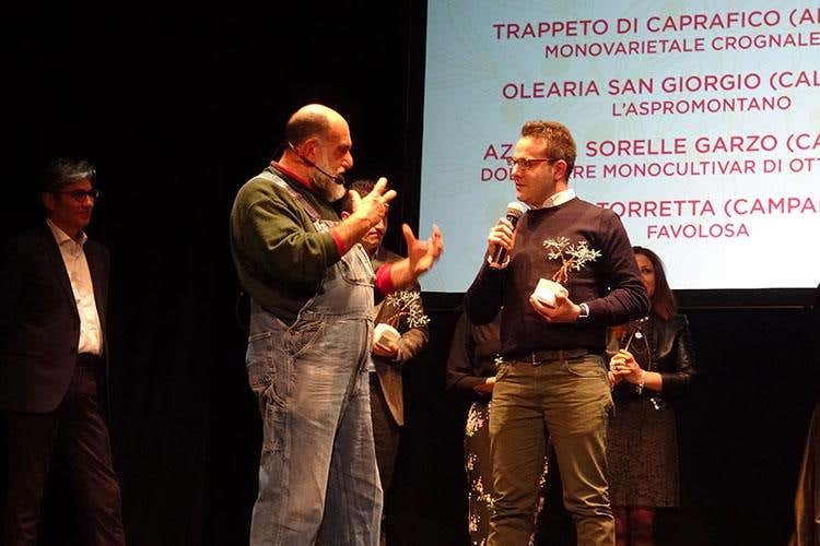 «Tutto buono, ma ti prego, cambia olio» Extralucca, fare rete per fare cultura