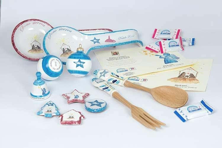 (Un piccolo pensiero di Natale 
per combattere il neuroblastoma)