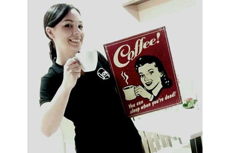 Gioia Graziosi (Una caffetteria piena di Gioia ad Ancona )