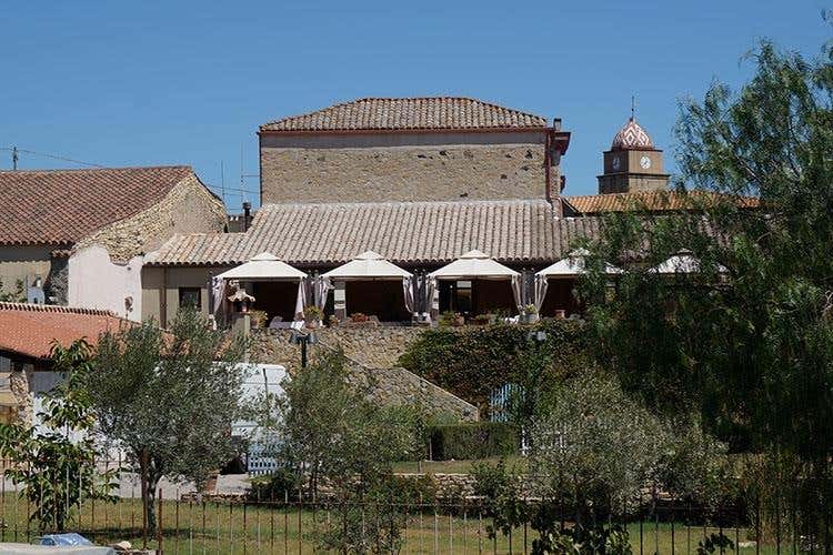 Una cucina per il territorio 
Roberto Petza porta la Sardegna a tavola
