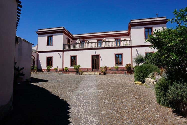 Una cucina per il territorio 
Roberto Petza porta la Sardegna a tavola
