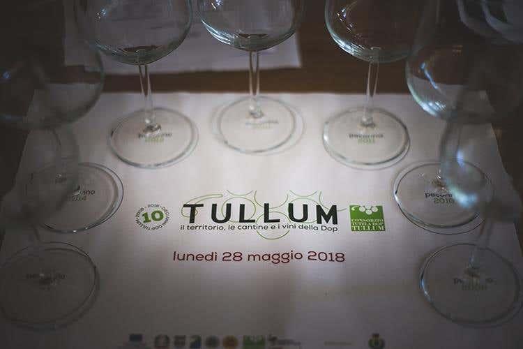 (Una festa nel borgo e un convegno 
per i 10 anni della Dop Tullum)