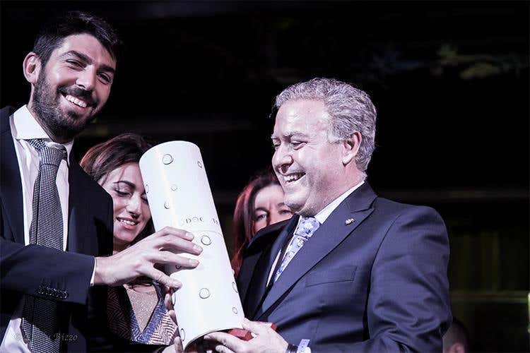 Una serata di riconoscimenti a Firenze 
I Personaggi dell'anno 2016 sul palco (foto: Emily Bizzo)