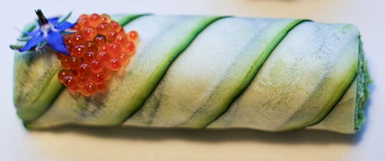Involtino di zucchina con tartare di avocado, finocchio marino e “caviale” di Aperol - Vladimir Bardzic (Vegetarian Challenge entra nel vivo 
Siglata la partnership con Wamc)