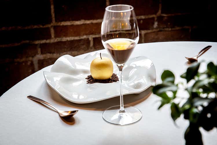 (Via l’anguilla e il foie gras 
La svolta di Stefano Sforza)