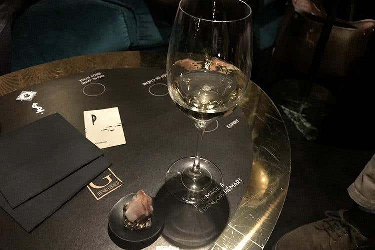 (Viaggio nel mondo di Henri Giraud 
Lo Champagne affinato in anfora)