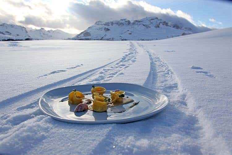 Vini e gastronomia ad alta quota 
Gourmet Skisafari in scena sulle Dolomiti