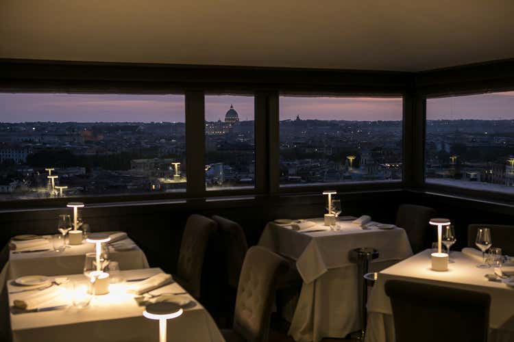 (Vista, elogio al tartufo 
al ristorante di Casina Valadier)