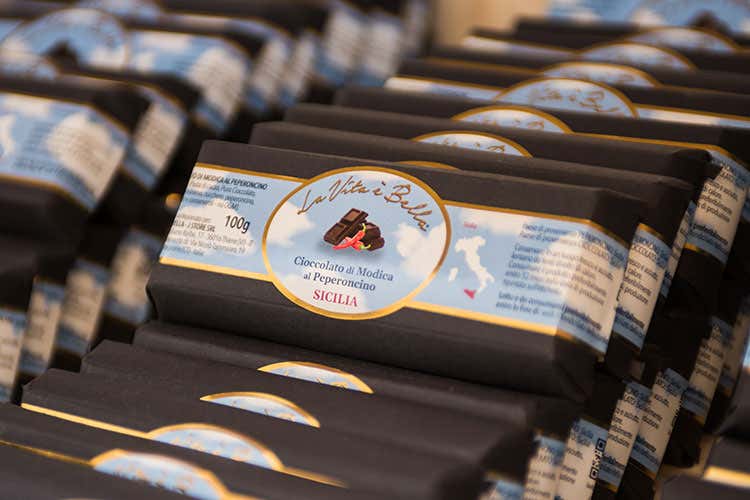 (La vita è bella, a Milano 
la bottega come una volta)