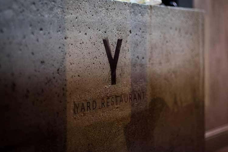 (Yard Restaurant a Verona 
Un giro nelle cucine di tutto il mondo)