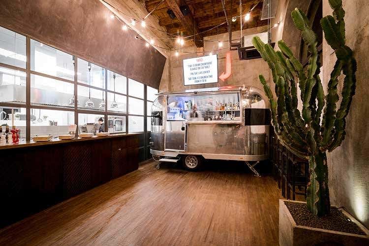 (Yard Restaurant a Verona 
Un giro nelle cucine di tutto il mondo)