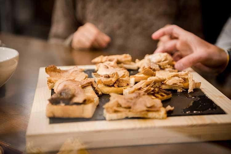(Yard Restaurant a Verona 
Un giro nelle cucine di tutto il mondo)